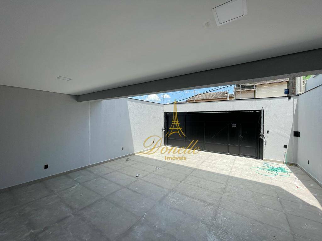 Sobrado à venda com 3 quartos, 180m² - Foto 3