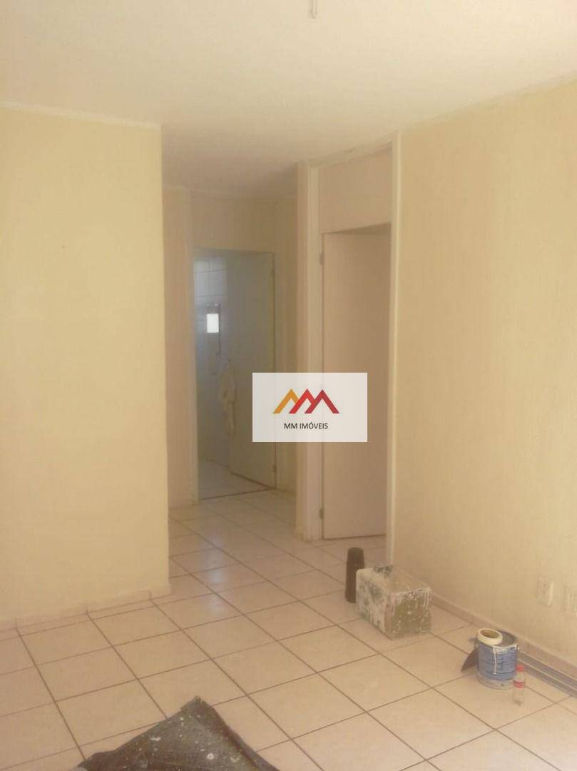 Apartamento à venda com 2 quartos, 68m² - Foto 2