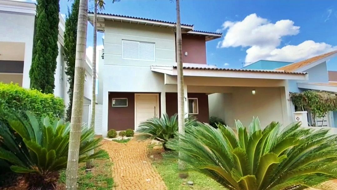 Casa de Condomínio à venda com 3 quartos, 239m² - Foto 2