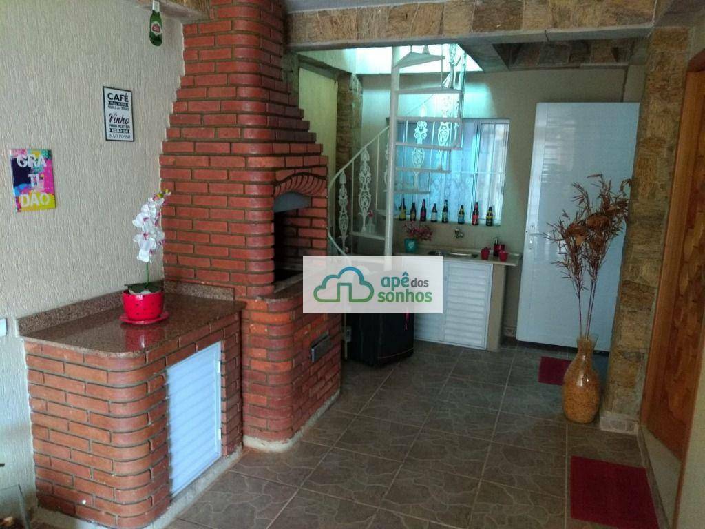 Casa à venda com 2 quartos, 150m² - Foto 3