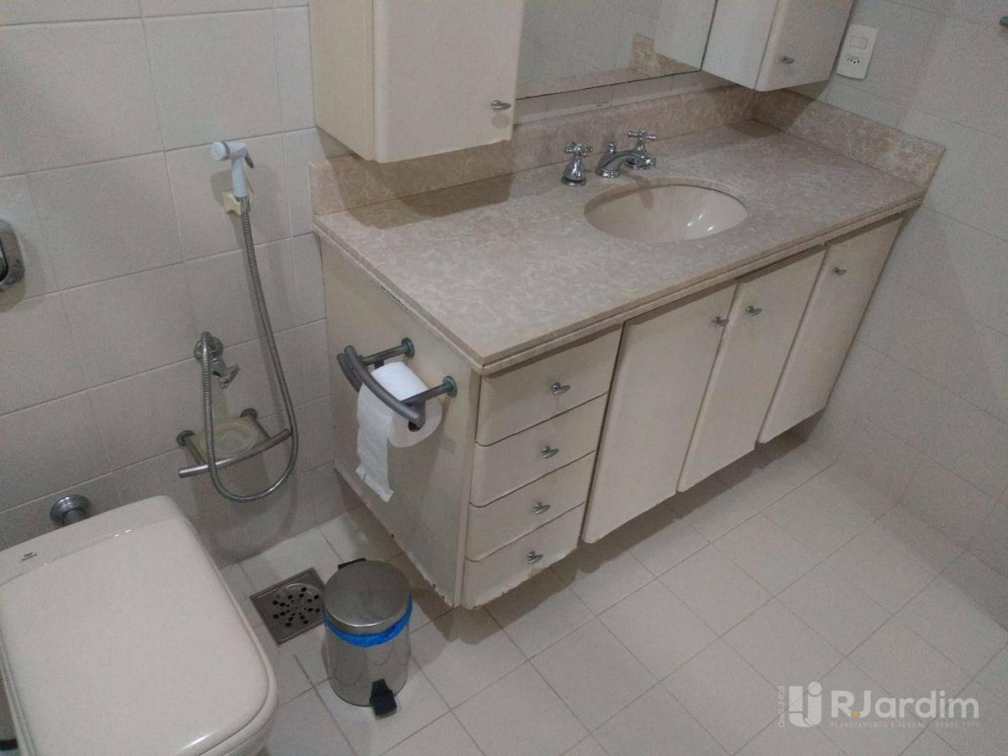 Apartamento à venda e aluguel com 2 quartos, 61m² - Foto 13