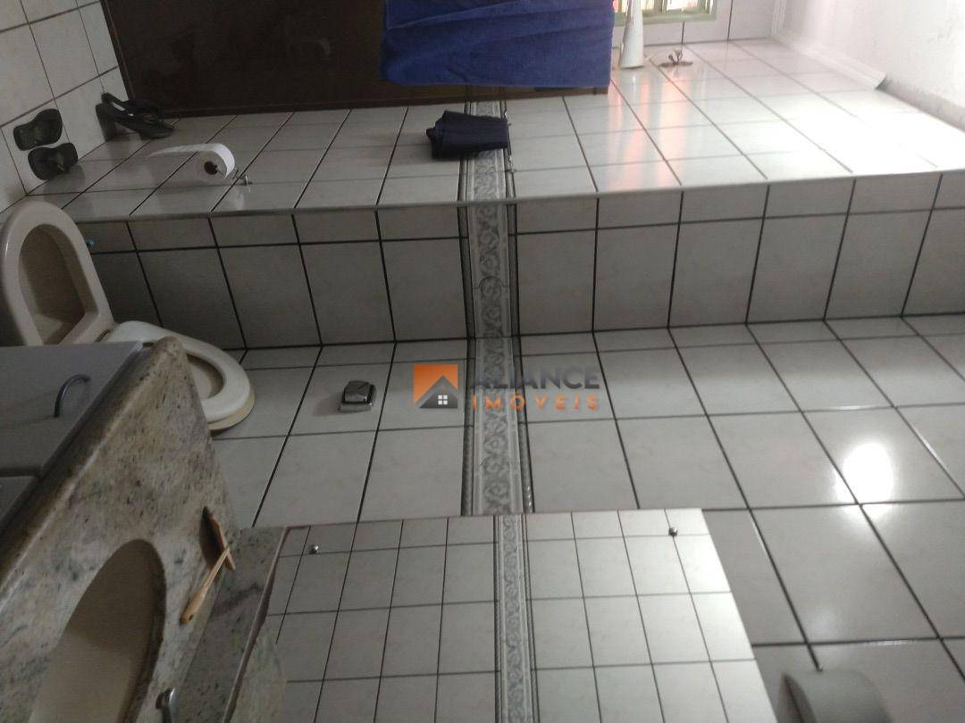 Sobrado para alugar com 3 quartos, 200m² - Foto 22