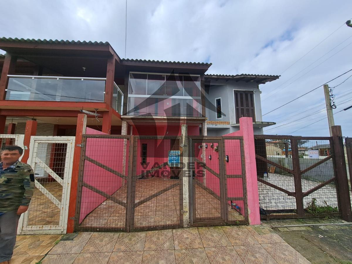 Casa à venda com 2 quartos, 60m² - Foto 2