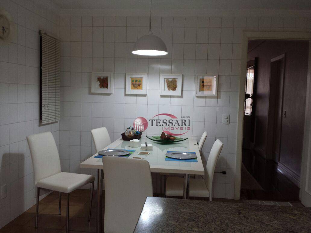 Apartamento à venda com 3 quartos, 274m² - Foto 2