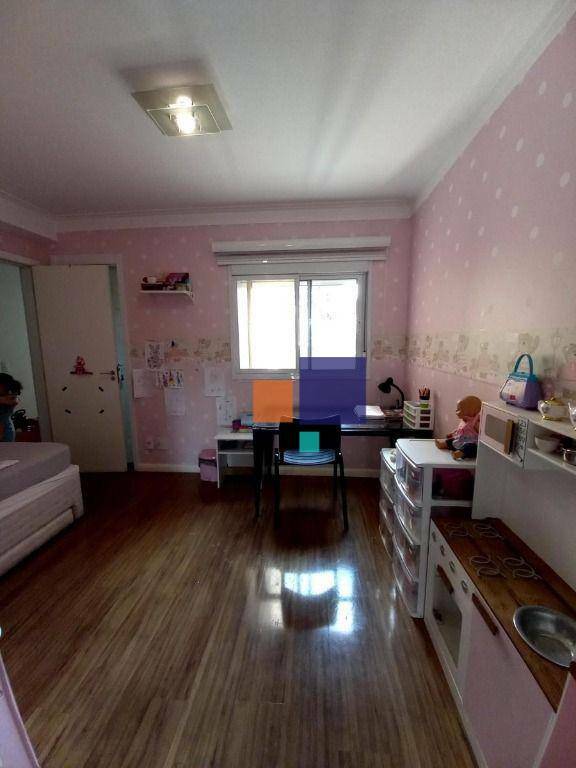 Apartamento para alugar com 3 quartos, 172m² - Foto 9