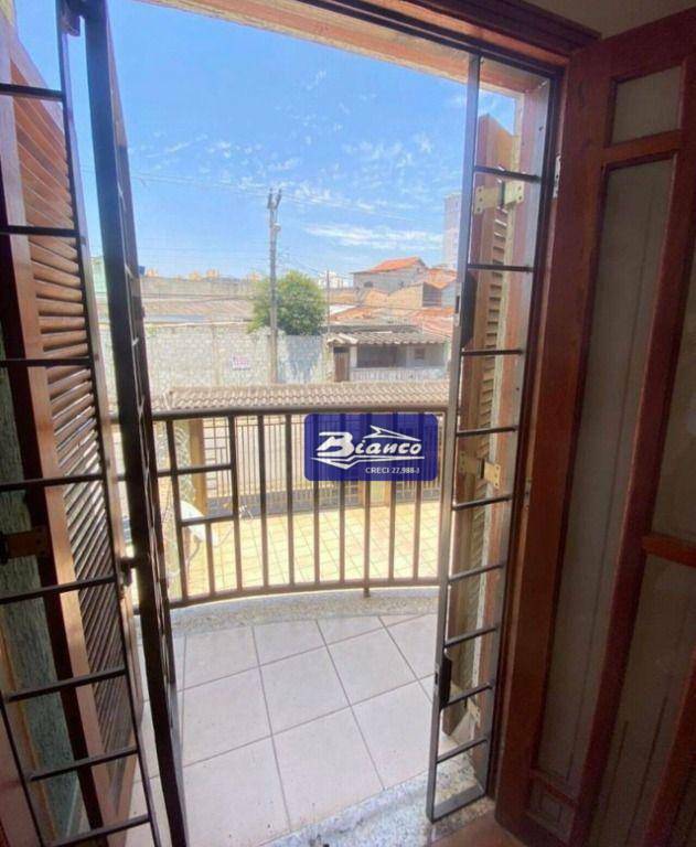 Sobrado à venda com 3 quartos, 190m² - Foto 12