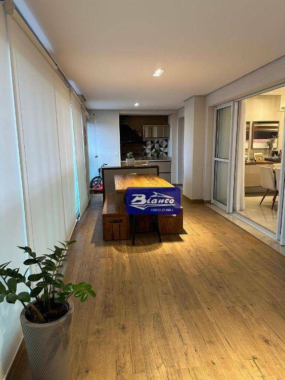 Apartamento à venda com 3 quartos, 168m² - Foto 1