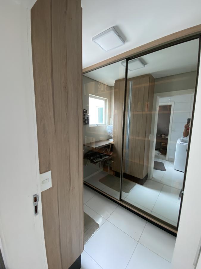 Apartamento à venda com 4 quartos, 247m² - Foto 12