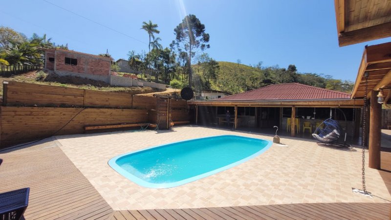 Chácara à venda com 1 quarto, 150m² - Foto 5