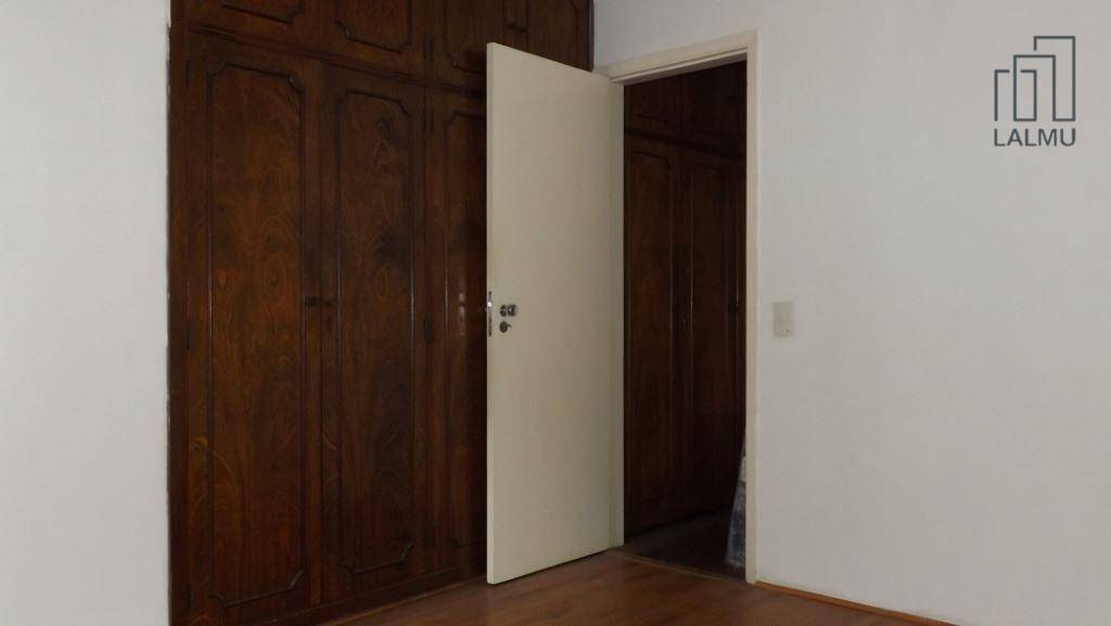 Apartamento para alugar com 3 quartos, 75m² - Foto 3