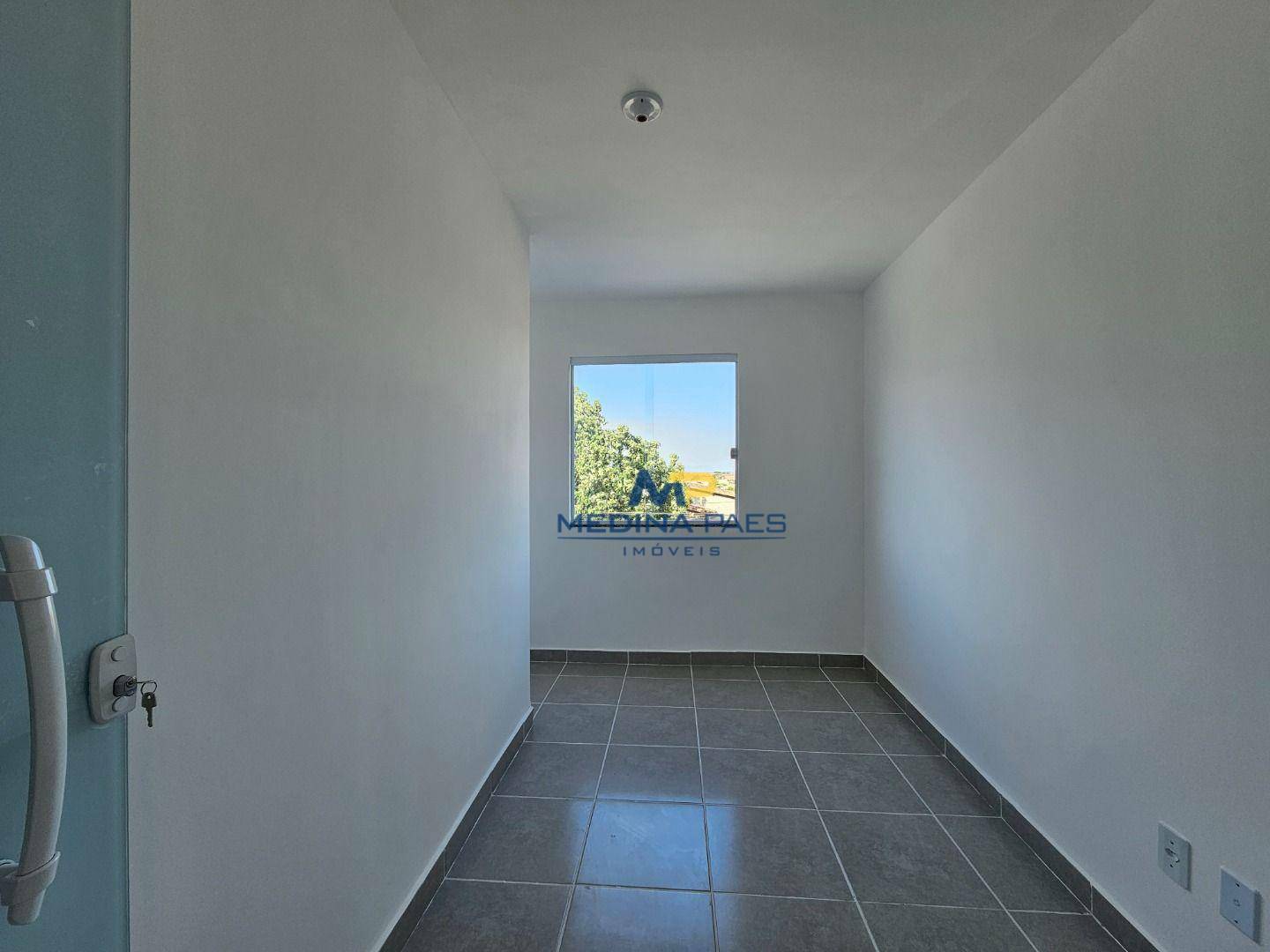 Casa à venda com 2 quartos, 55m² - Foto 11