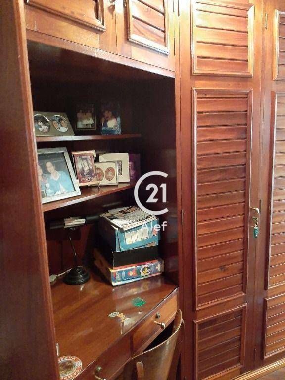 Apartamento à venda com 4 quartos, 186m² - Foto 31