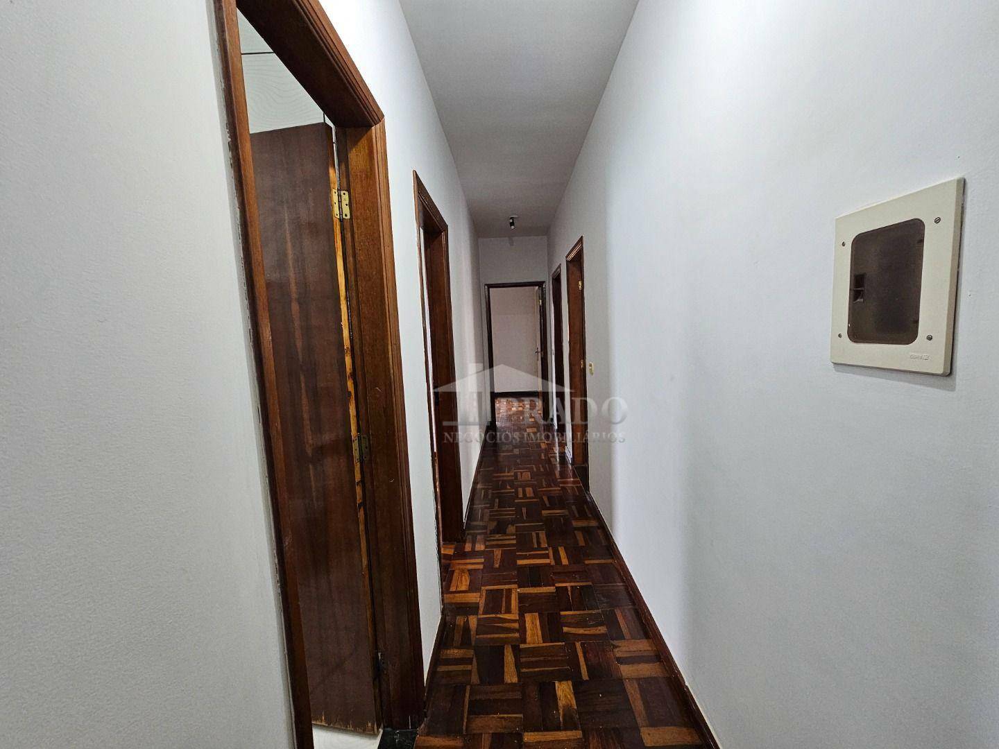 Casa para alugar com 3 quartos, 233m² - Foto 16