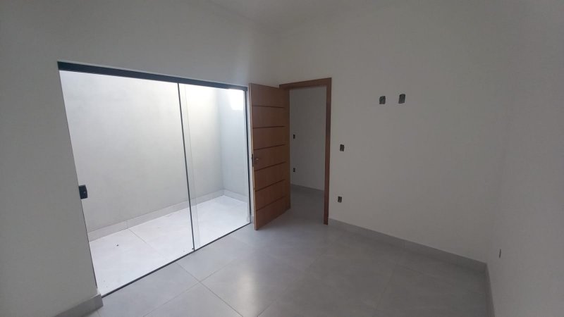 Casa à venda com 3 quartos, 180m² - Foto 16