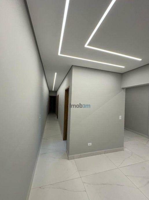 Casa à venda e aluguel com 3 quartos, 75m² - Foto 4
