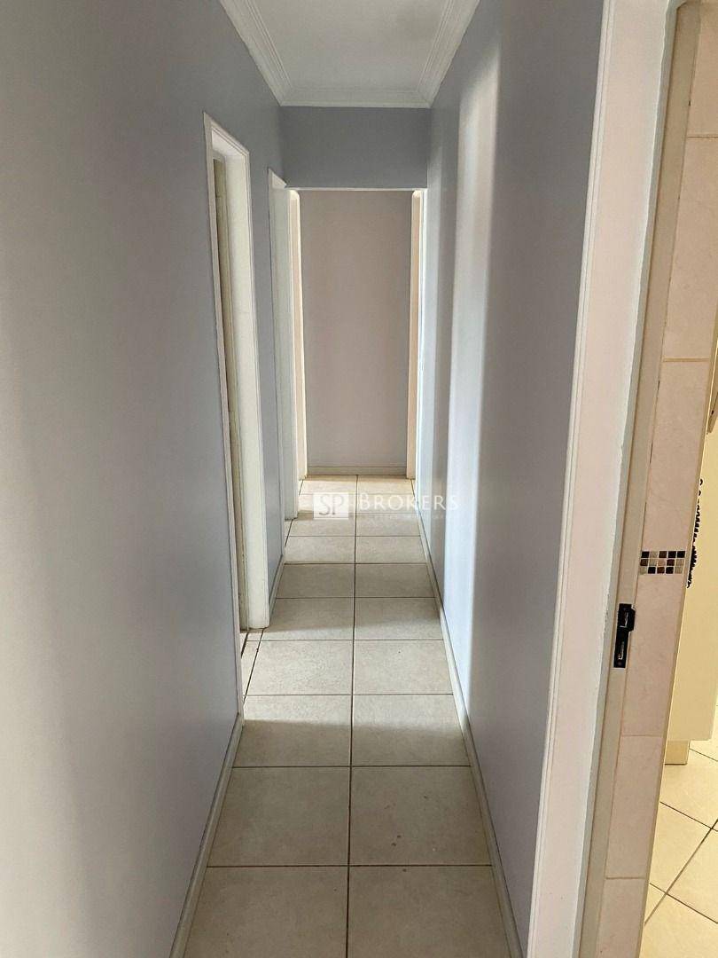 Apartamento à venda com 3 quartos, 97m² - Foto 9