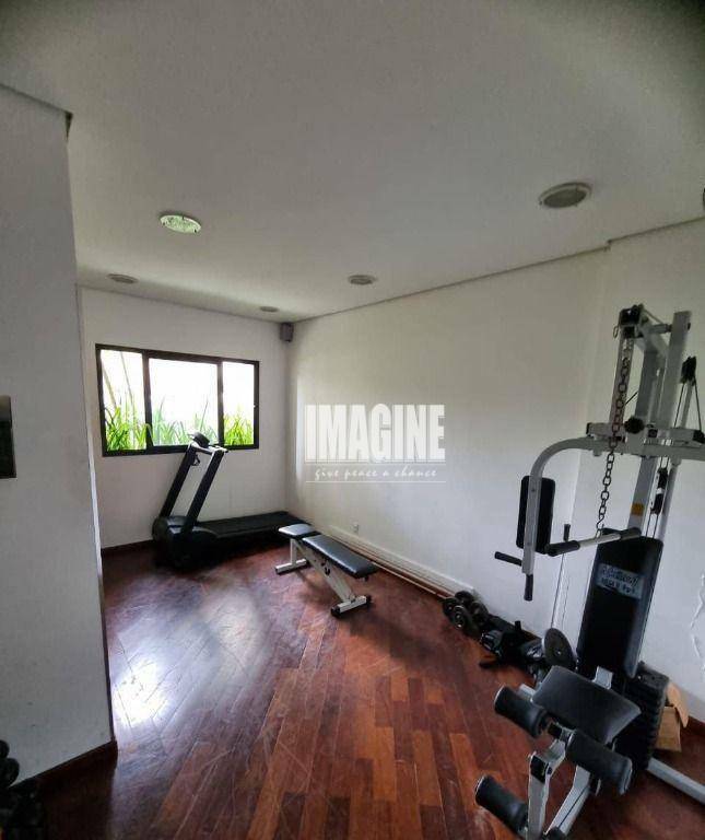 Apartamento à venda com 2 quartos, 64m² - Foto 21