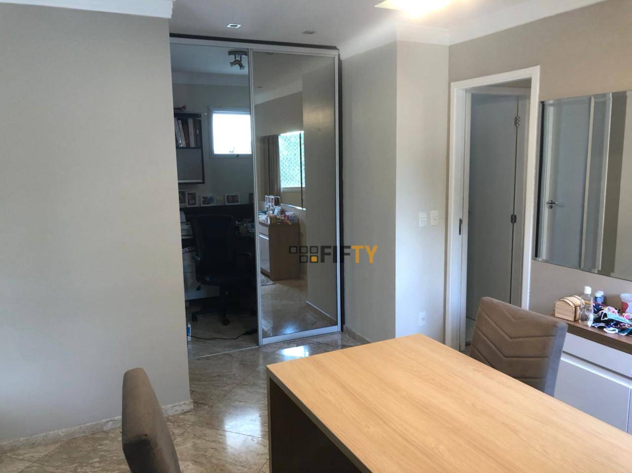 Apartamento à venda com 3 quartos, 121m² - Foto 12