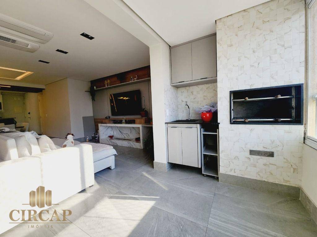 Apartamento à venda com 3 quartos, 119m² - Foto 1