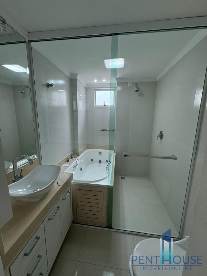 Apartamento à venda com 3 quartos, 144m² - Foto 20