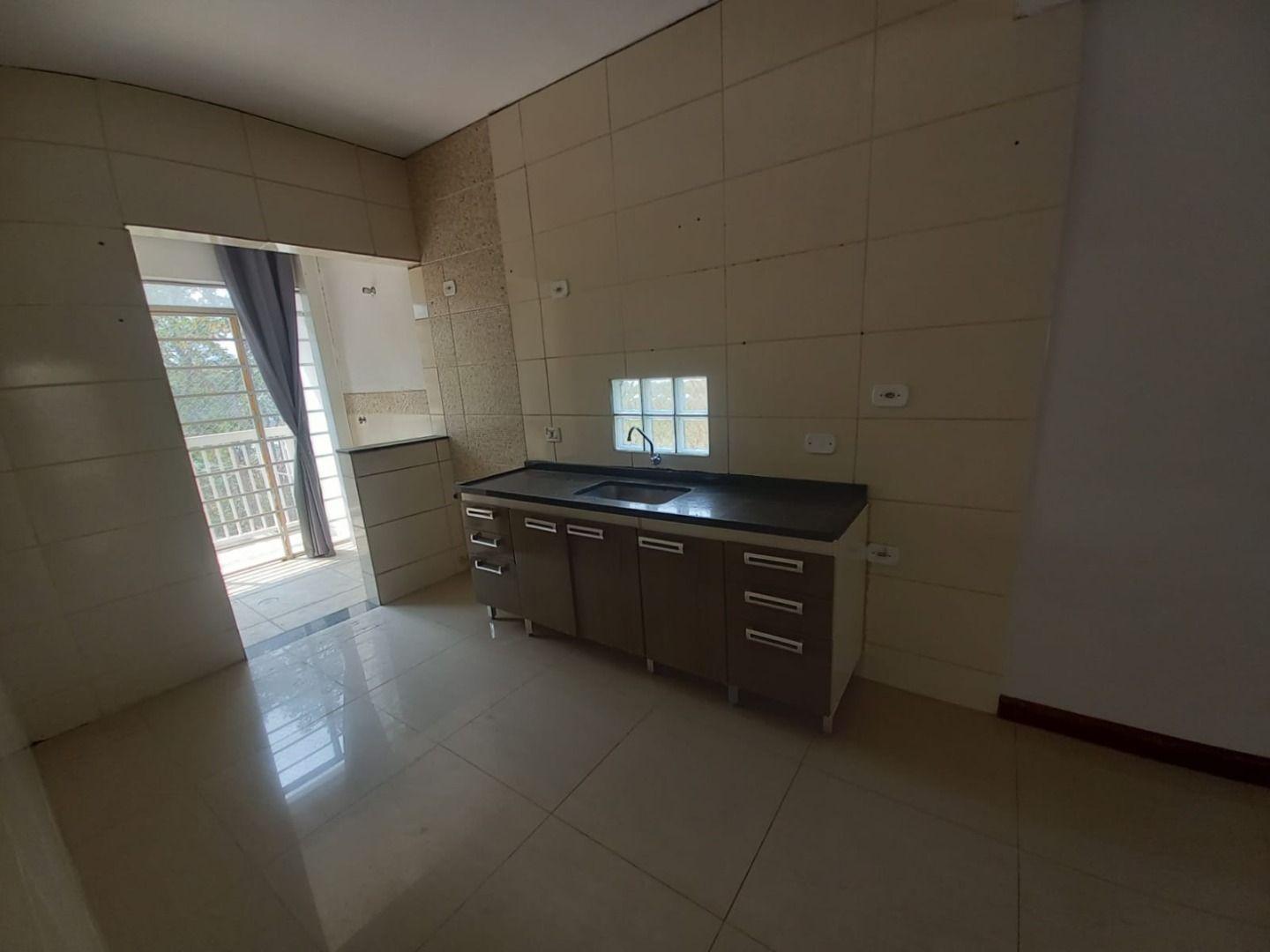 Sobrado à venda com 3 quartos, 200m² - Foto 6