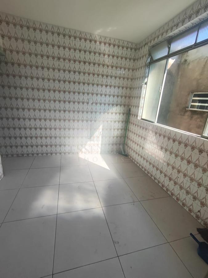 Apartamento para alugar com 2 quartos, 70m² - Foto 12