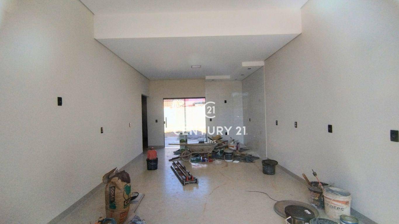 Casa à venda com 2 quartos, 200M2 - Foto 2