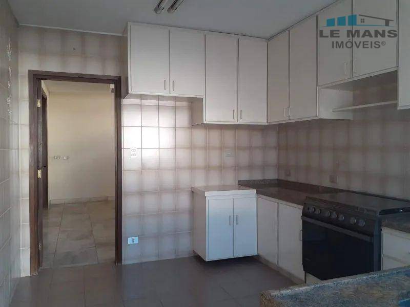 Casa para alugar com 1 quarto, 296m² - Foto 14