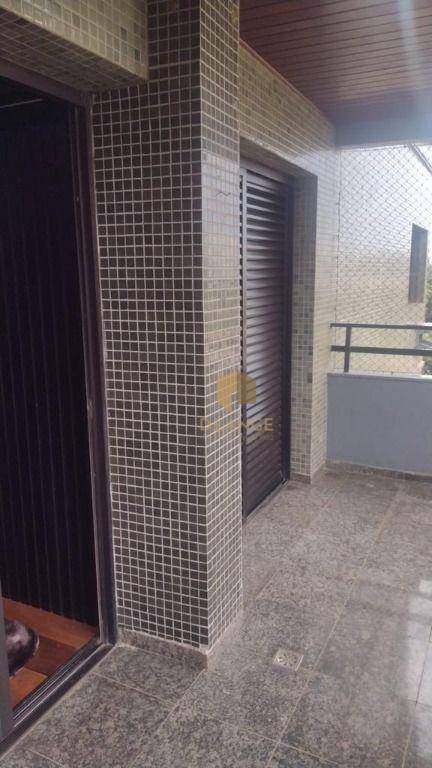 Apartamento à venda com 3 quartos, 160m² - Foto 22