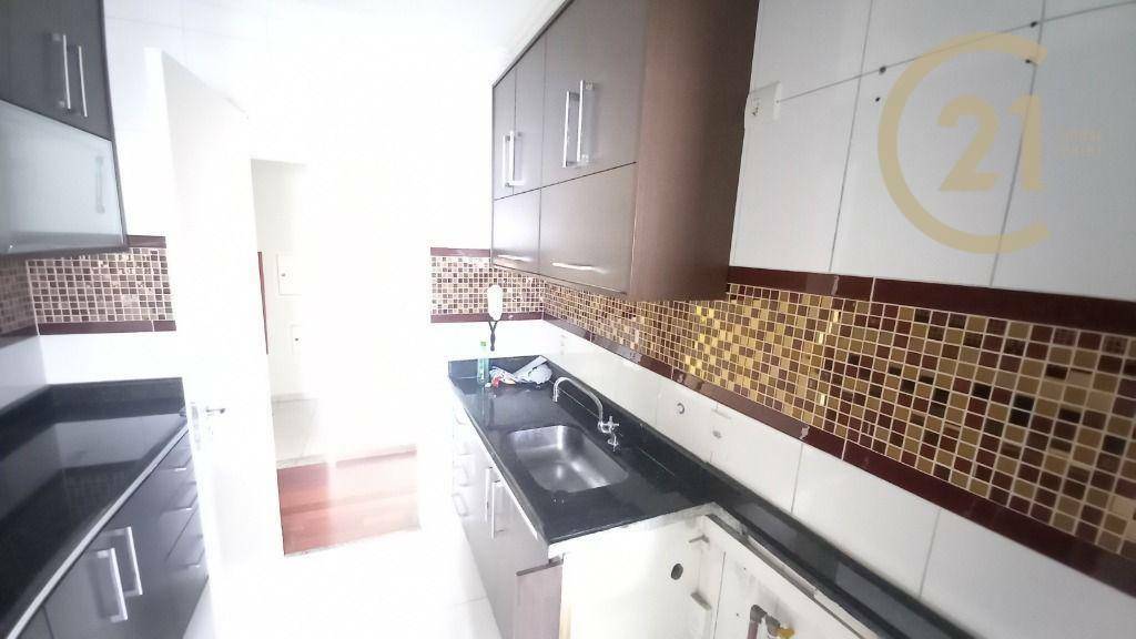 Apartamento para alugar com 3 quartos, 95m² - Foto 10