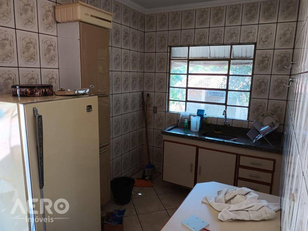 Sítio à venda com 5 quartos, 500m² - Foto 14