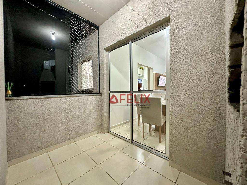 Apartamento à venda com 2 quartos, 55m² - Foto 12