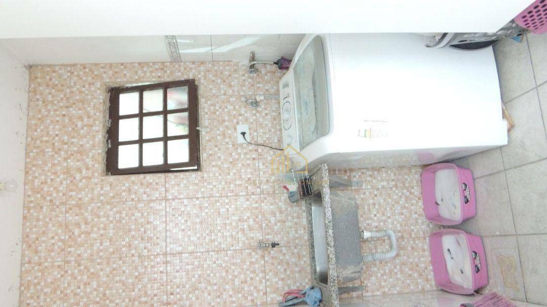 Sobrado à venda e aluguel com 4 quartos, 180m² - Foto 24