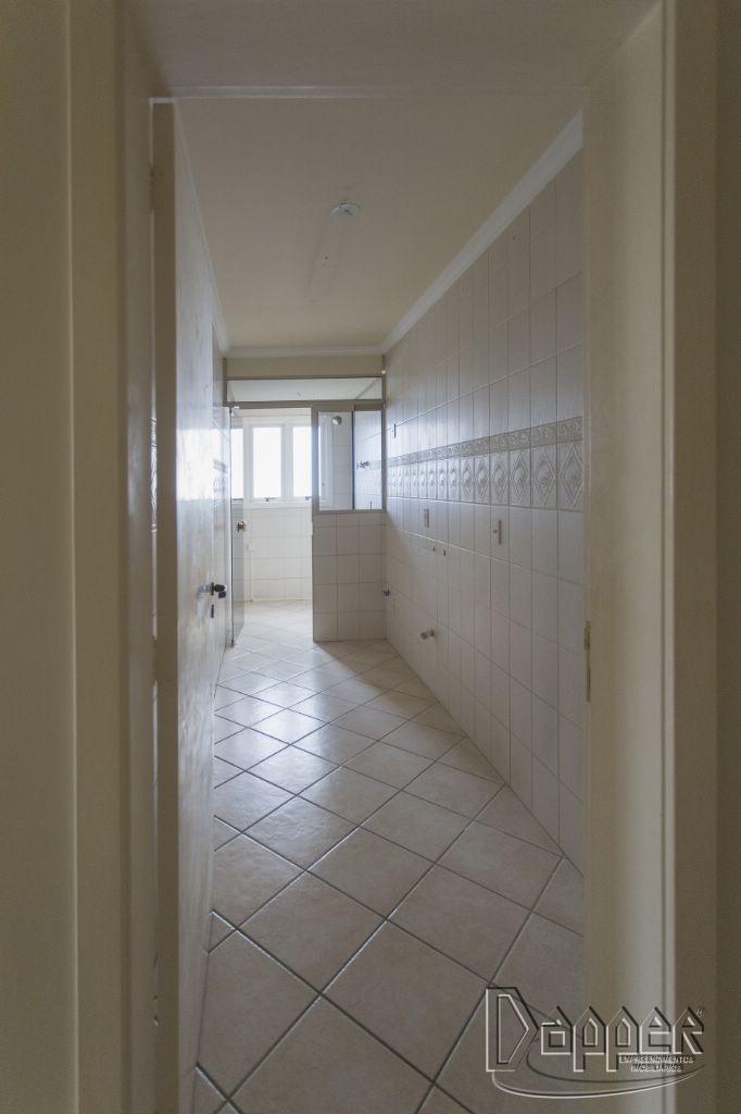 Apartamento à venda com 2 quartos, 63m² - Foto 4