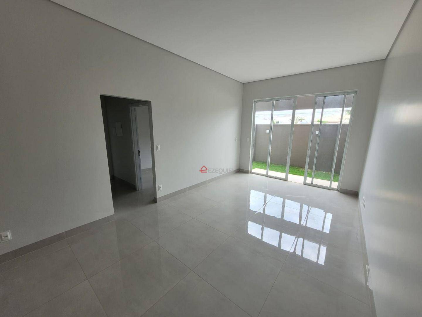 Apartamento à venda com 3 quartos, 153m² - Foto 5