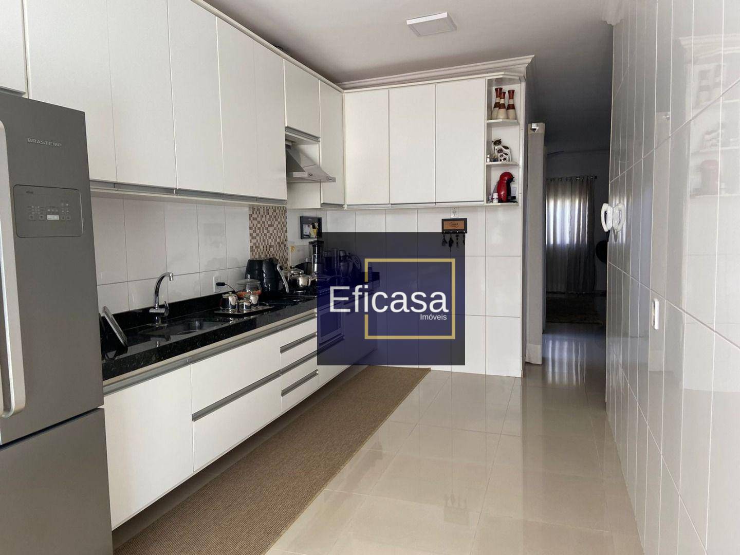 Casa à venda com 3 quartos, 230m² - Foto 22