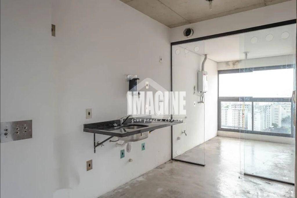 Apartamento à venda com 1 quarto, 70m² - Foto 17