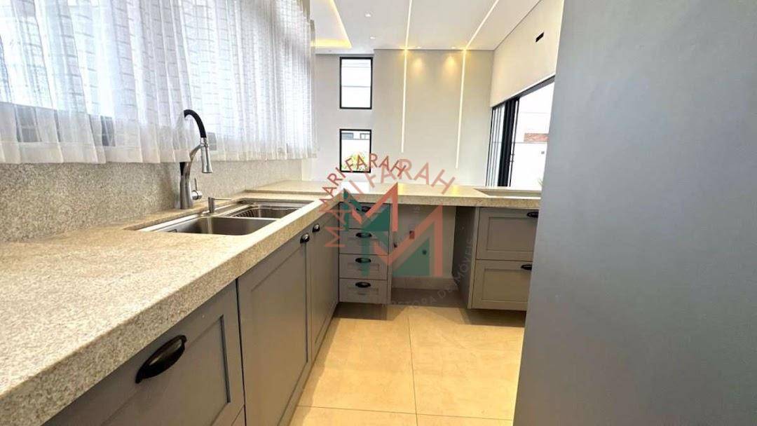 Casa de Condomínio à venda e aluguel com 3 quartos, 242m² - Foto 52