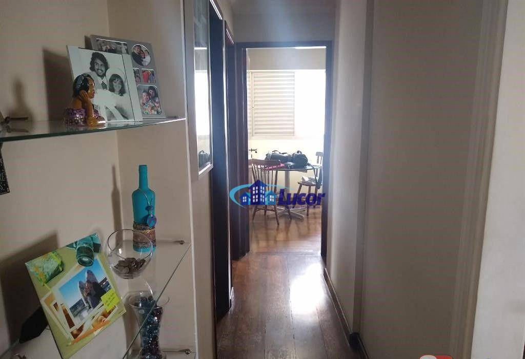 Apartamento à venda com 3 quartos, 107m² - Foto 6