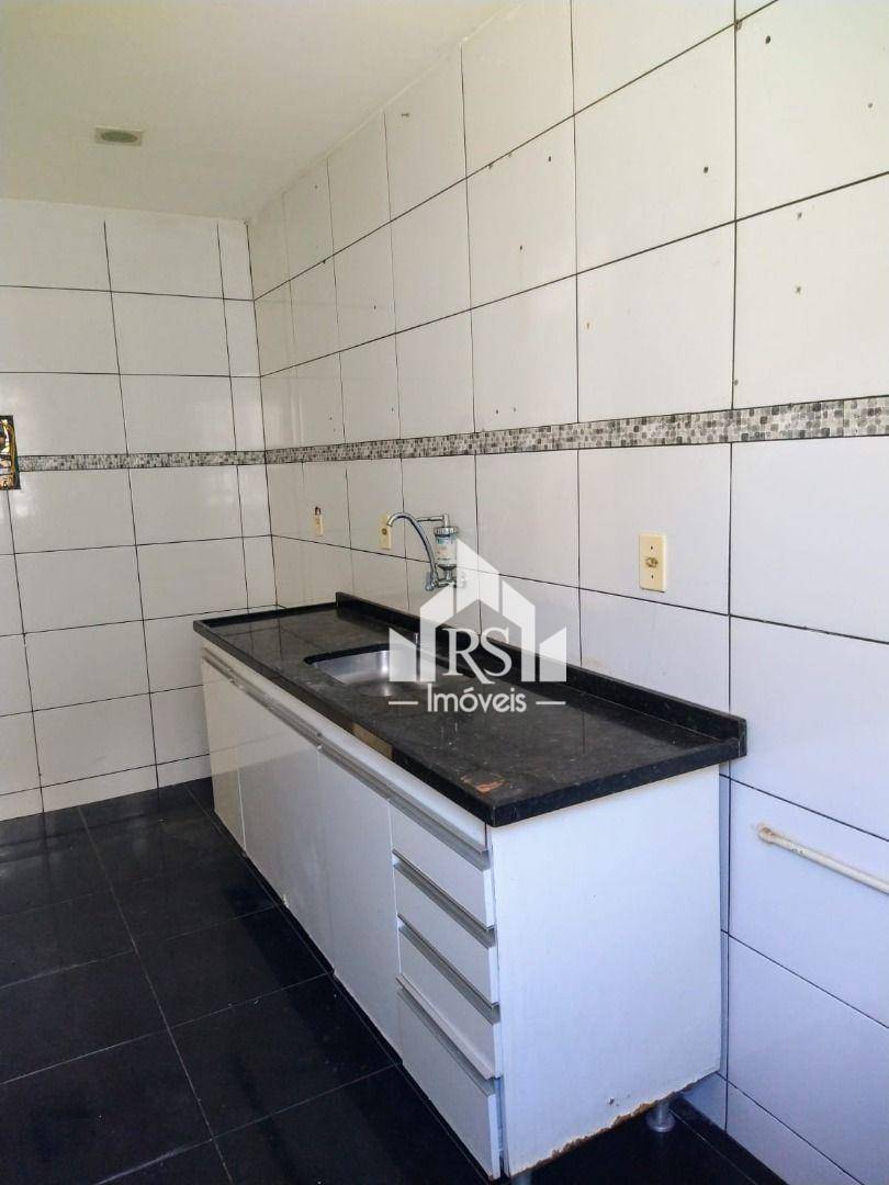 Apartamento à venda com 2 quartos, 42m² - Foto 11