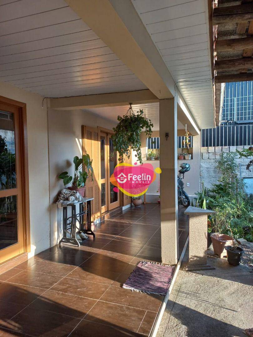 Casa, 5 quartos, 244 m² - Foto 2