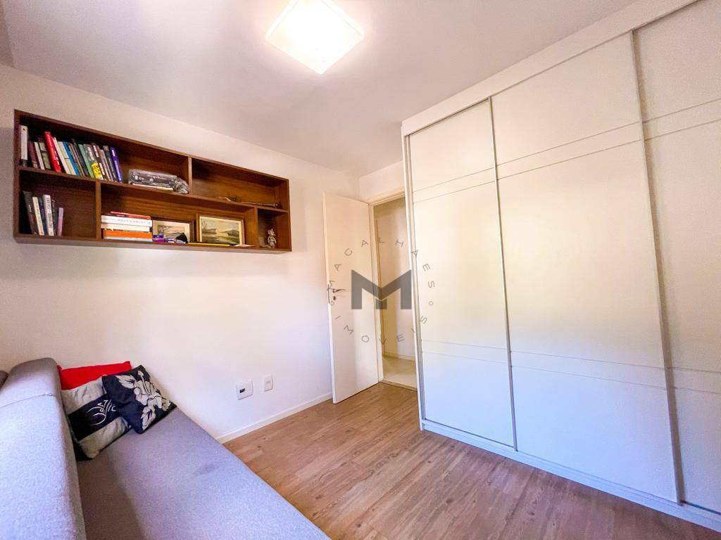 Apartamento à venda com 3 quartos, 120m² - Foto 17