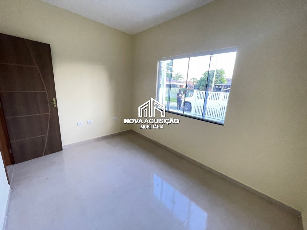 Casa à venda com 3 quartos, 82m² - Foto 8