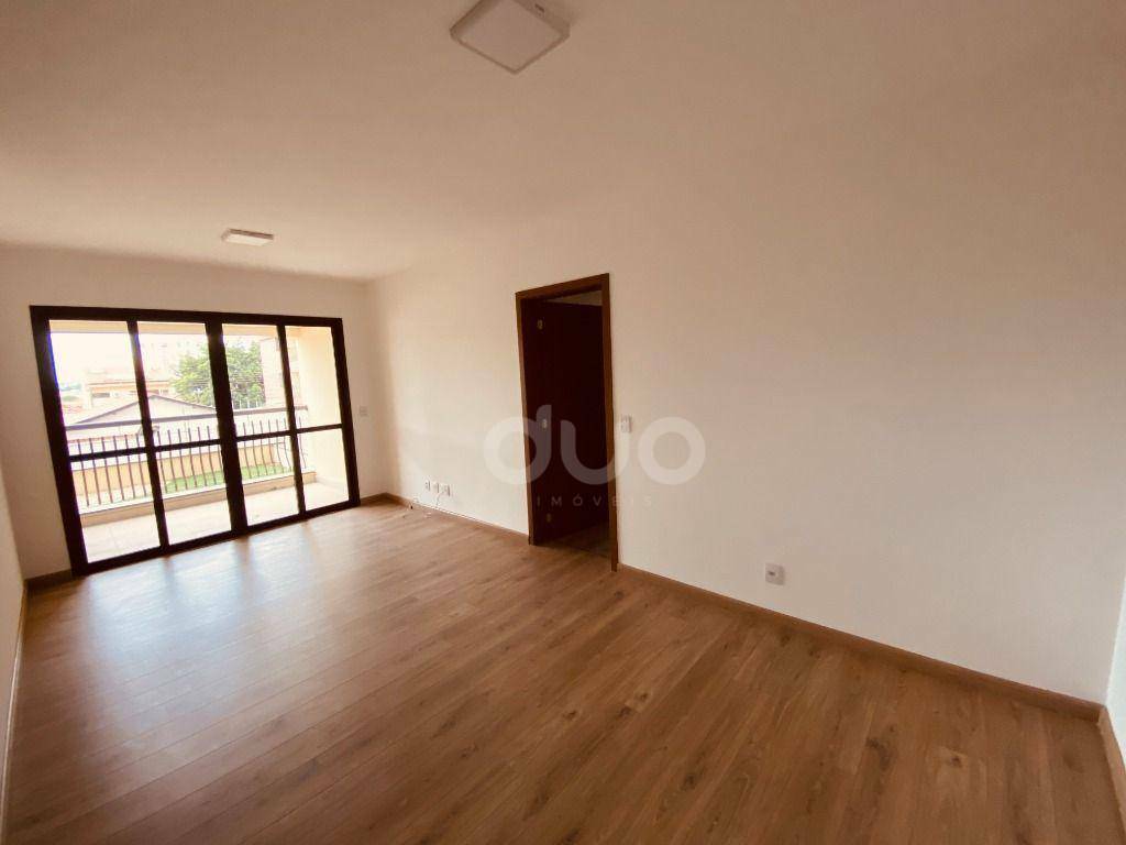 Apartamento à venda com 3 quartos, 100m² - Foto 2