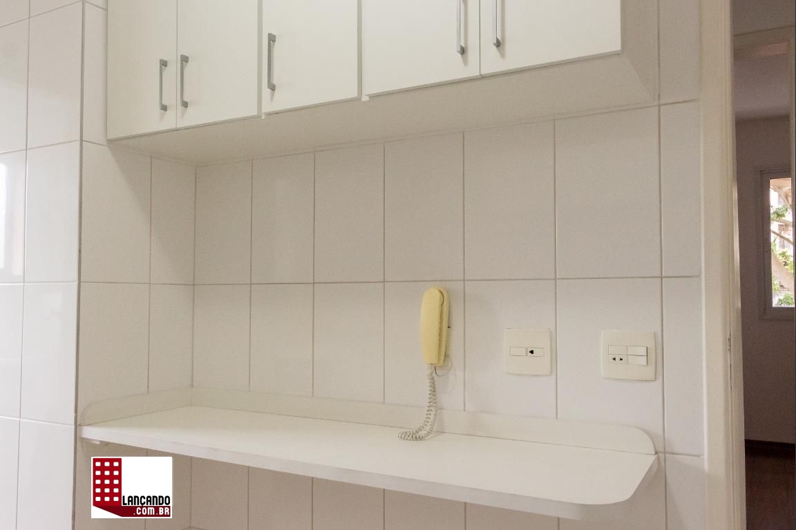 Apartamento à venda com 2 quartos, 70m² - Foto 17