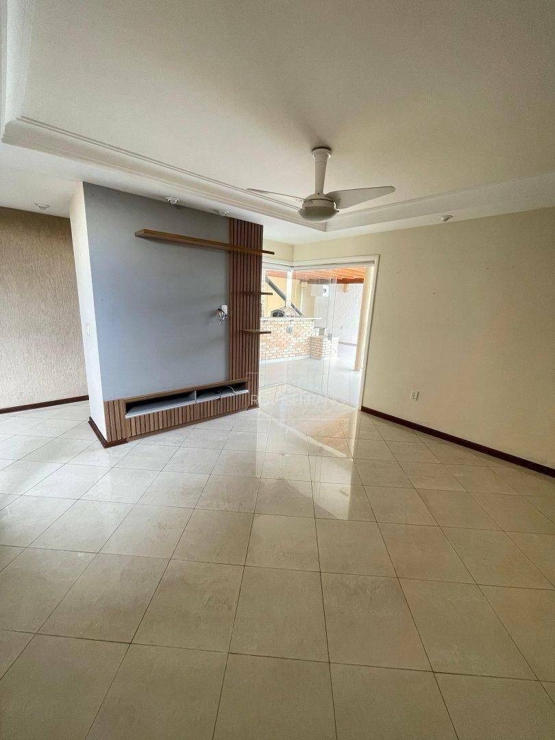 Sobrado à venda e aluguel com 3 quartos, 357m² - Foto 6