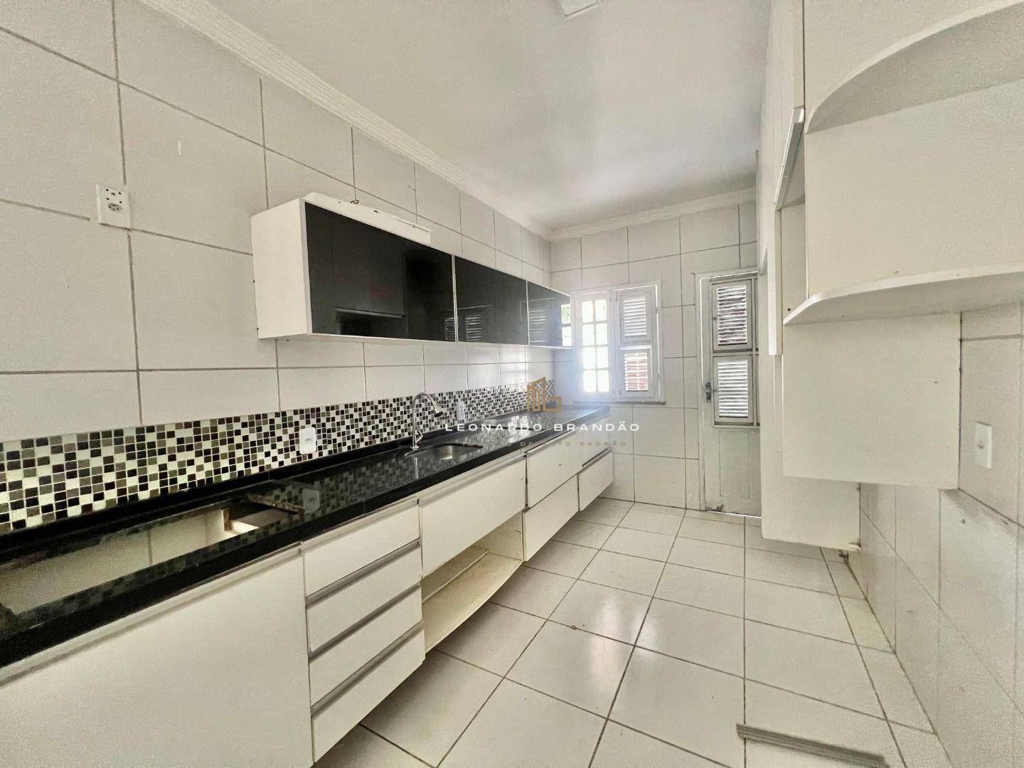 Casa à venda com 3 quartos, 130m² - Foto 6