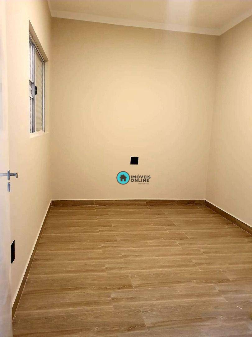 Casa à venda com 2 quartos, 100m² - Foto 12