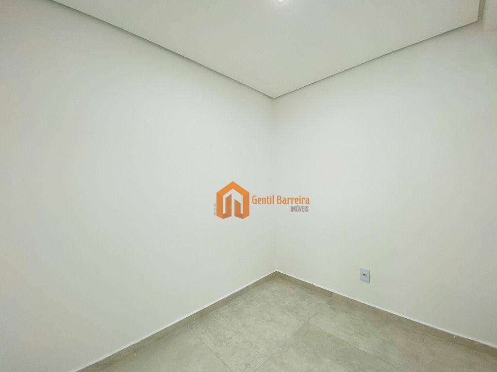 Apartamento à venda com 3 quartos, 222m² - Foto 13