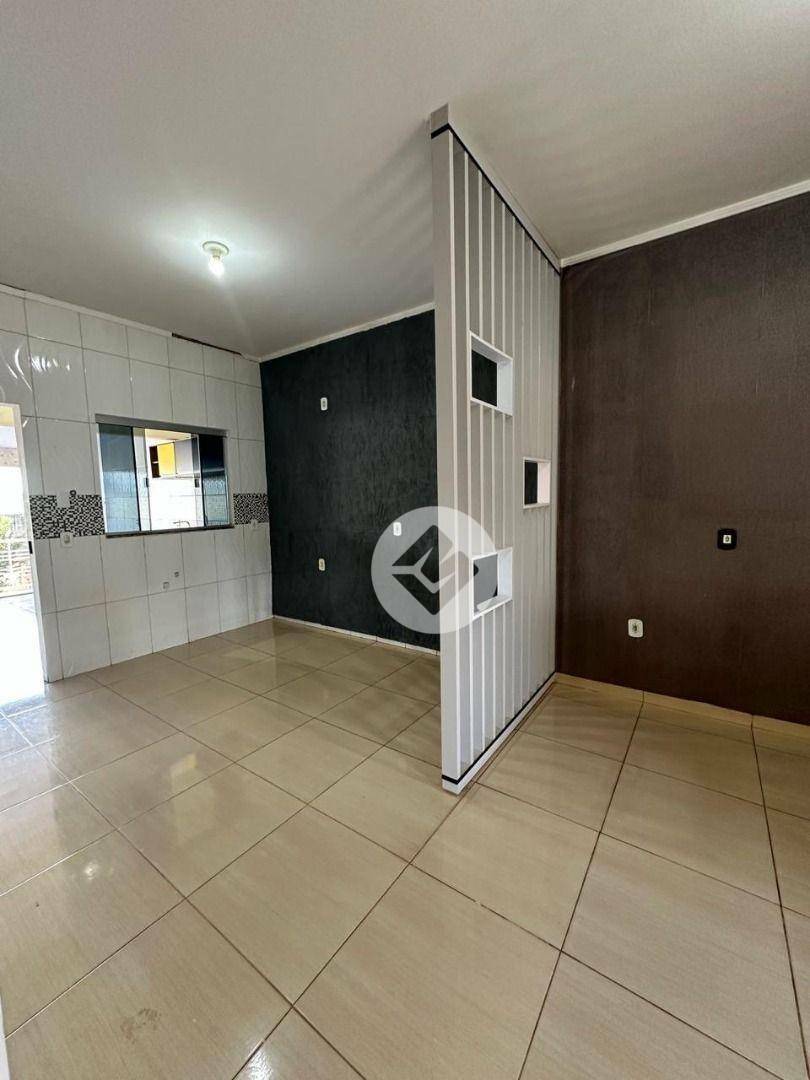 Casa à venda com 2 quartos, 50m² - Foto 2